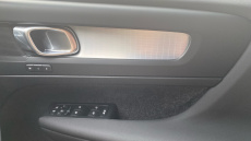 Volvo XC40 2.0 B3P Plus Dark 5dr Auto Petrol Estate